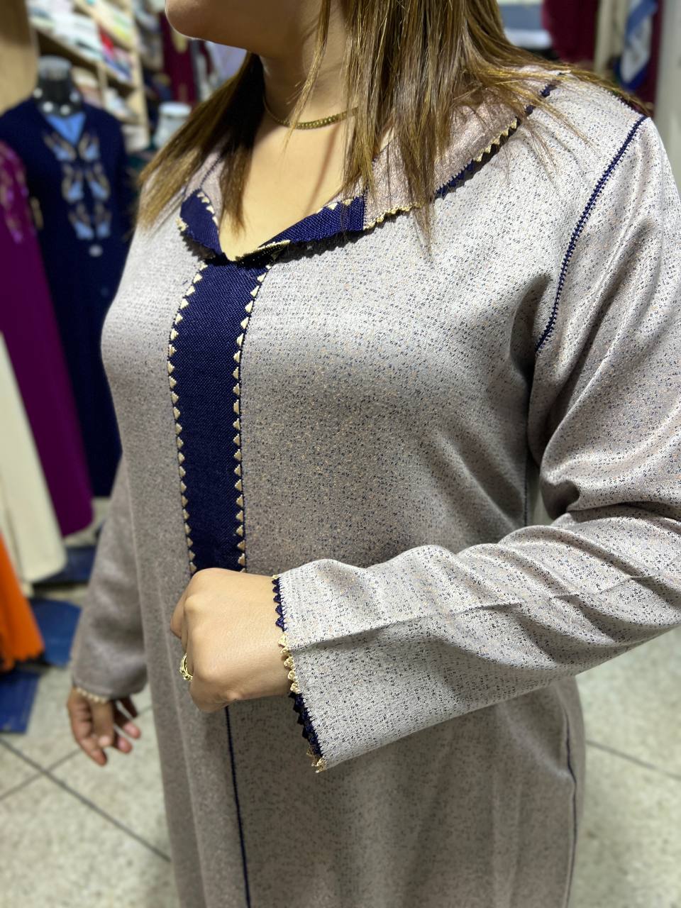 Djellaba moderne confectionnée à la main - Image 5