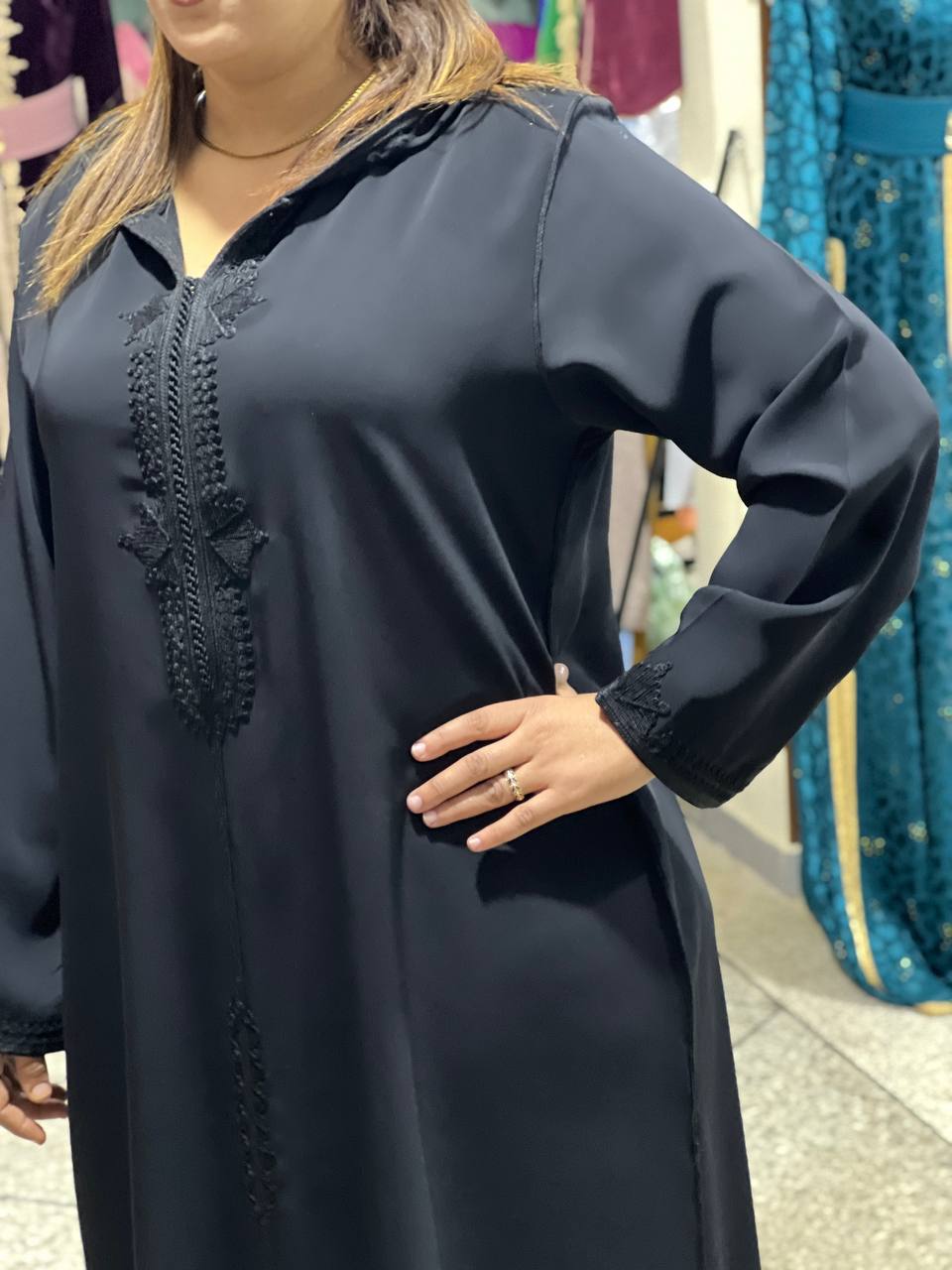 Djellaba moderne confectionnée à la main - Image 5