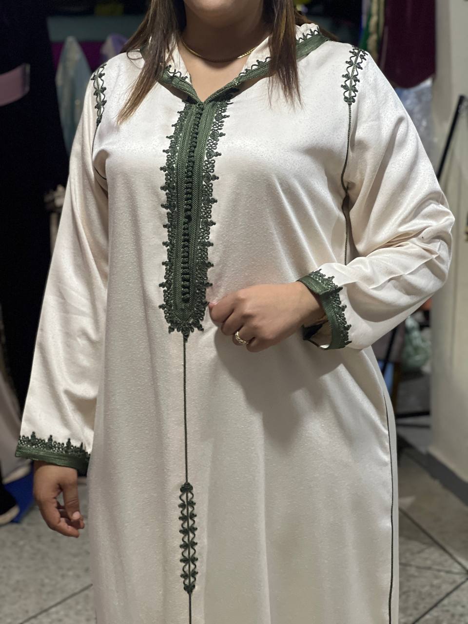 Djellaba moderne confectionnée à la main - Image 4